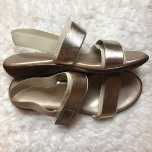Italian Shoemakers Elastic Sandal sz 11